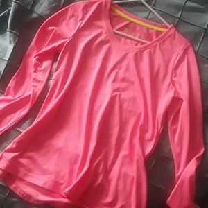 Athletic long sleeve top size M